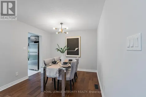 132 Mancini Way East Ottawa ON K2J 3V1