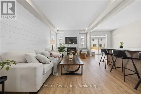 355 Crossway Terrace Ottawa ON K2S 2Z3
