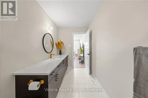 355 Crossway Terrace Ottawa ON K2S 2Z3