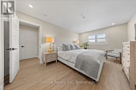 355 Crossway Terrace Ottawa ON K2S 2Z3