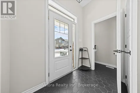 355 Crossway Terrace Ottawa ON K2S 2Z3