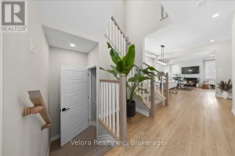 355 Crossway Terrace Ottawa ON K2S 2Z3