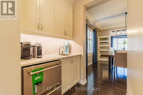 840 Stallion Crescent Ottawa ON K2S 0Y6