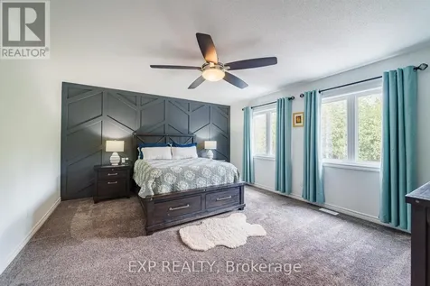 840 Stallion Crescent Ottawa ON K2S 0Y6