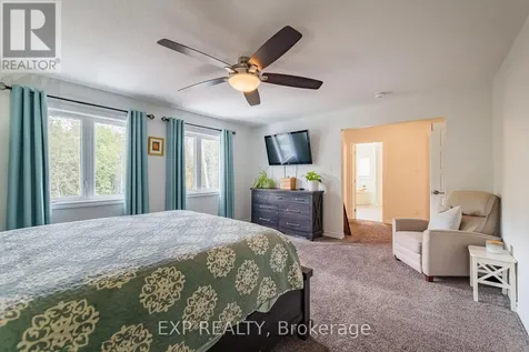 840 Stallion Crescent Ottawa ON K2S 0Y6