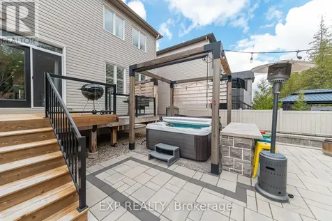 840 Stallion Crescent Ottawa ON K2S 0Y6