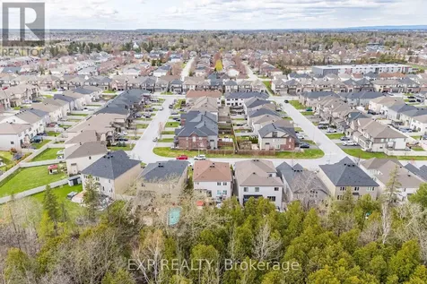 840 Stallion Crescent Ottawa ON K2S 0Y6