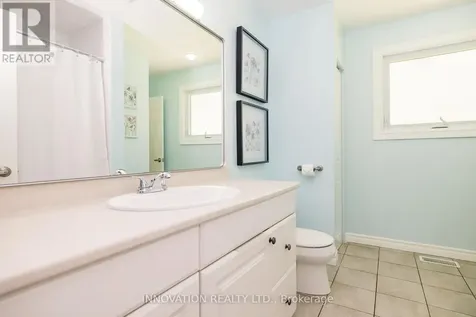 17 Cobblestone Court Ottawa ON K0A 1B0