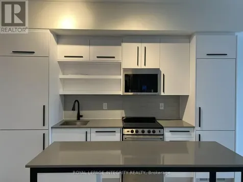 560 Rideau Street Ottawa ON K1N 0G3