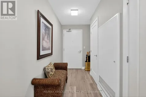 570 De Mazenod Avenue Ottawa ON K1S 5X2