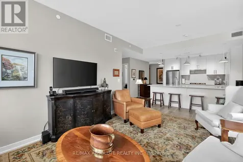 570 De Mazenod Avenue Ottawa ON K1S 5X2