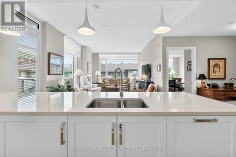 570 De Mazenod Avenue Ottawa ON K1S 5X2