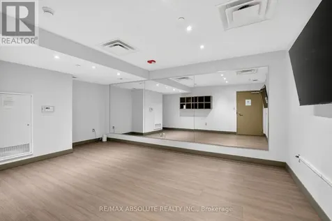 570 De Mazenod Avenue Ottawa ON K1S 5X2