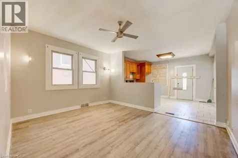 381 Pierre Avenue Windsor ON N9A 2J7