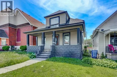 381 Pierre Avenue Windsor ON N9A 2J7