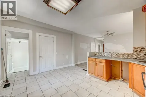 381 Pierre Avenue Windsor ON N9A 2J7
