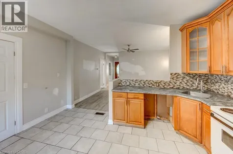 381 Pierre Avenue Windsor ON N9A 2J7