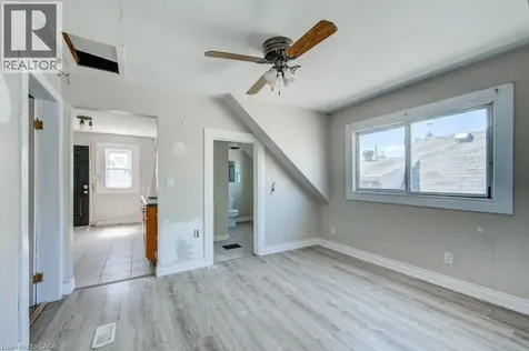 381 Pierre Avenue Windsor ON N9A 2J7