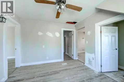 381 Pierre Avenue Windsor ON N9A 2J7