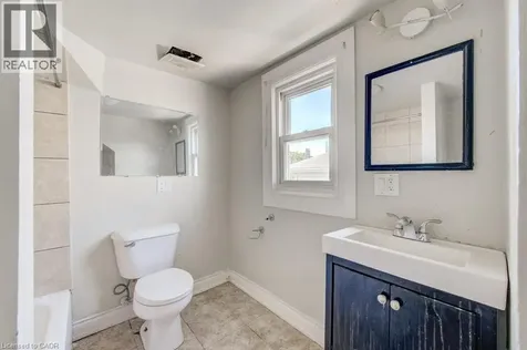 381 Pierre Avenue Windsor ON N9A 2J7