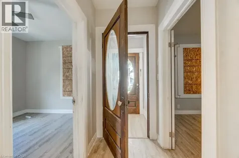 381 Pierre Avenue Windsor ON N9A 2J7
