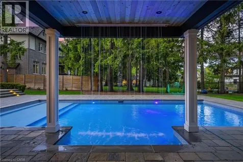 648 Cedar Avenue Burlington ON L7T 2R5