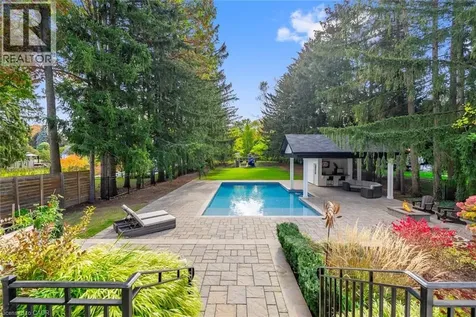 648 Cedar Avenue Burlington ON L7T 2R5