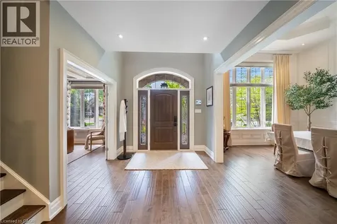 648 Cedar Avenue Burlington ON L7T 2R5