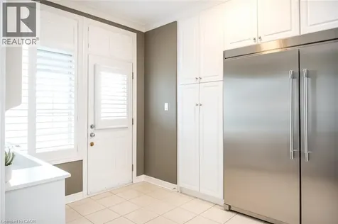 6293 Pinestone Road Niagara Falls ON L2J 4L1