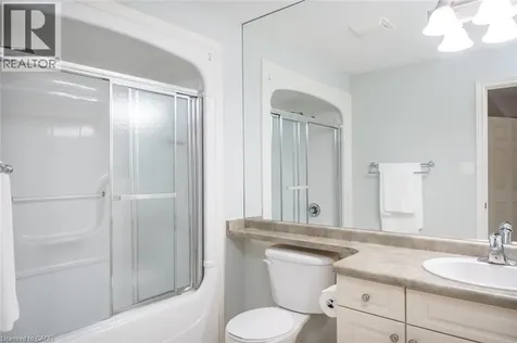 6293 Pinestone Road Niagara Falls ON L2J 4L1