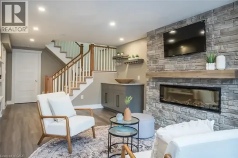 6293 Pinestone Road Niagara Falls ON L2J 4L1
