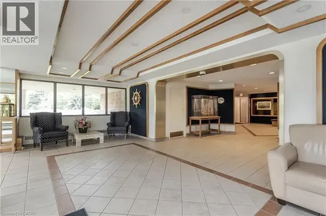 5250 Lakeshore Road Burlington ON L7L 5L2