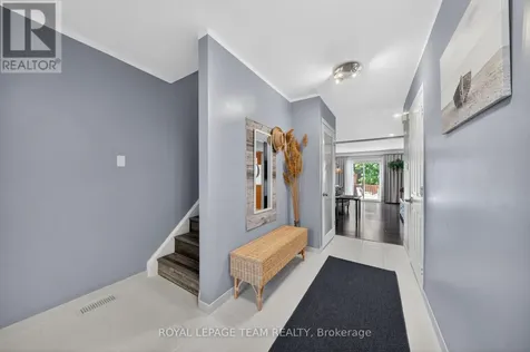 3315 Hogarth Avenue Ottawa ON K1T 1S6