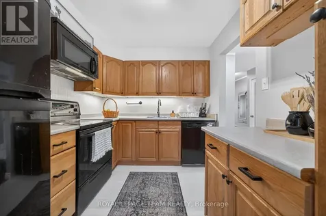 3315 Hogarth Avenue Ottawa ON K1T 1S6