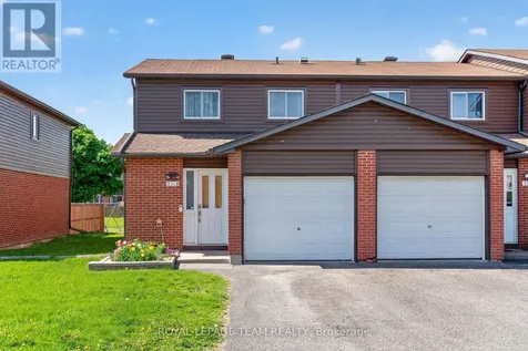 3315 Hogarth Avenue Ottawa ON K1T 1S6
