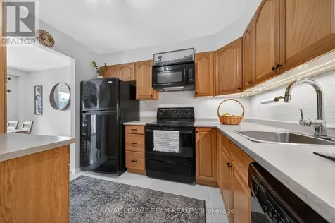 3315 Hogarth Avenue Ottawa ON K1T 1S6