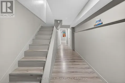 3315 Hogarth Avenue Ottawa ON K1T 1S6