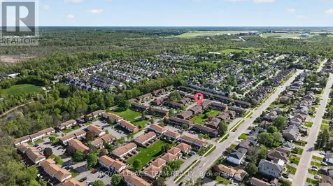 3315 Hogarth Avenue Ottawa ON K1T 1S6
