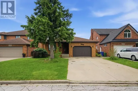 3154 Fazio Drive Windsor ON N9E 4G6
