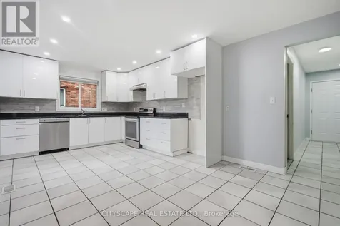 3154 Fazio Drive Windsor ON N9E 4G6