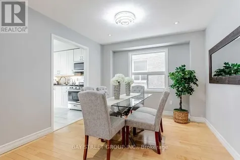 30 Delattaye Avenue Aurora ON L4G 7T8