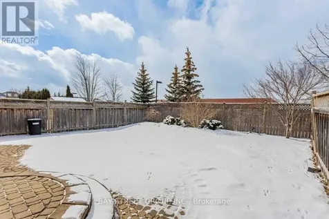 30 Delattaye Avenue Aurora ON L4G 7T8