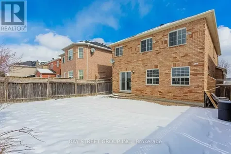 30 Delattaye Avenue Aurora ON L4G 7T8