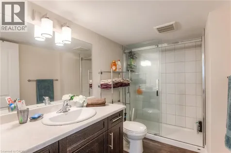 537 Valhalla Crescent Waterloo ON N2T 2J7