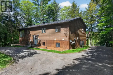 34 Silver Point Drive Seguin ON P2W 2W8