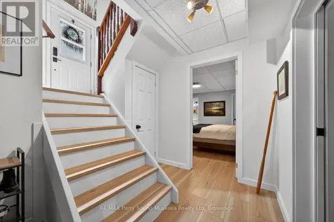 34 Silver Point Drive Seguin ON P2W 2W8