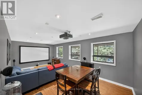 34 Silver Point Drive Seguin ON P2W 2W8