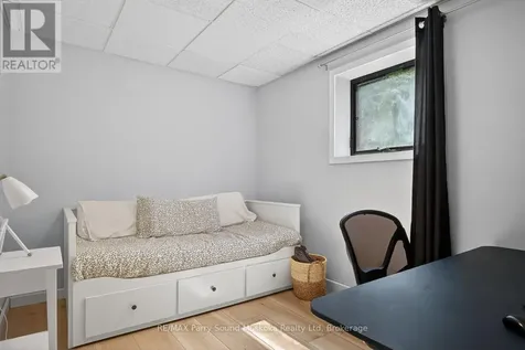 34 Silver Point Drive Seguin ON P2W 2W8