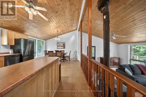 34 Silver Point Drive Seguin ON P2W 2W8