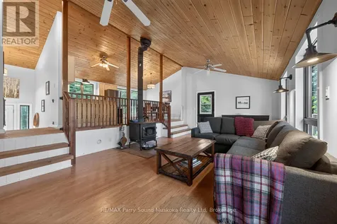 34 Silver Point Drive Seguin ON P2W 2W8